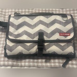 Skip Hop Chevron Black and White Baby Changing Pad Bag